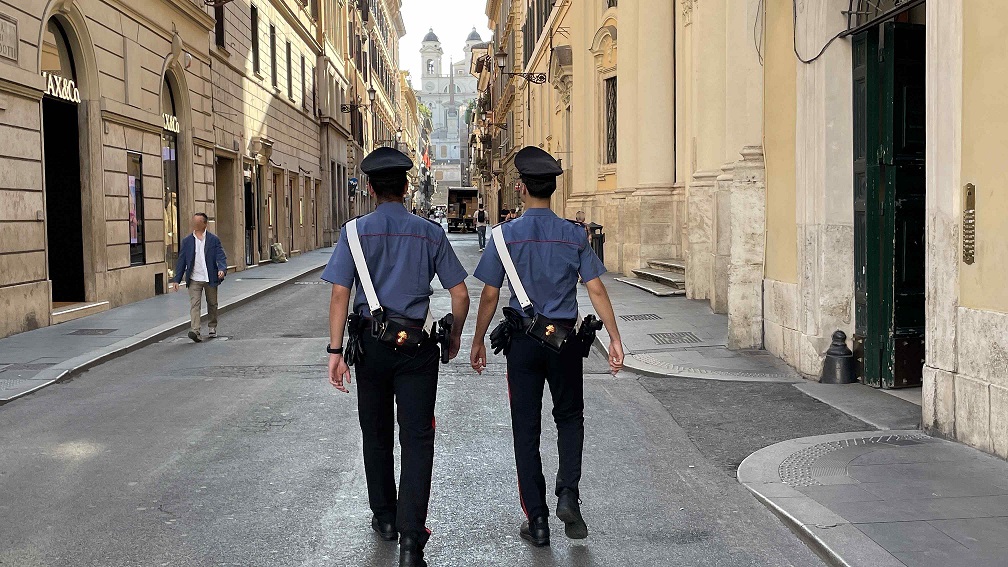 Scopri di più sull'articolo PROCURA DELLA REPUBBLICA DI ROMA, I CARABINERI DELLA COMPAGNIA DI ROMA CENTRO, ESEGUONO UNA MISURA CAUTELARE PER TENTATO OMICIDIO