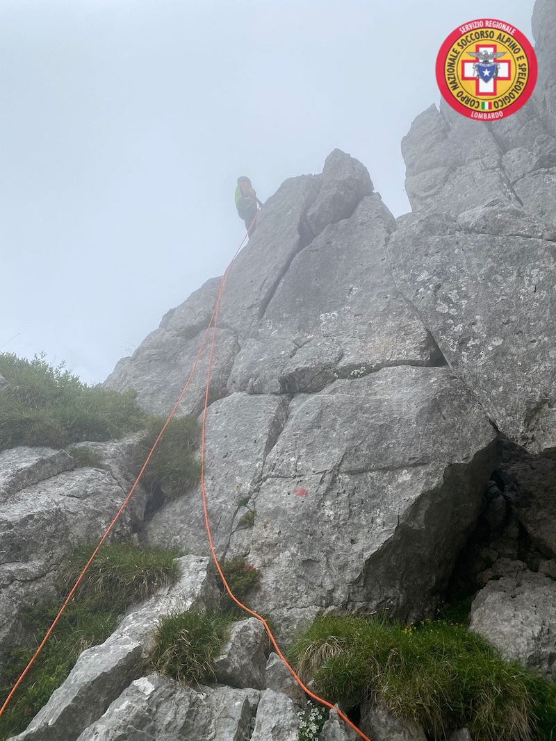 Al momento stai visualizzando VALMASINO: PERSONE IN CORDATA IN DIFFICOLTA’ INTERVIENE IL SOCCORSO ALPINO