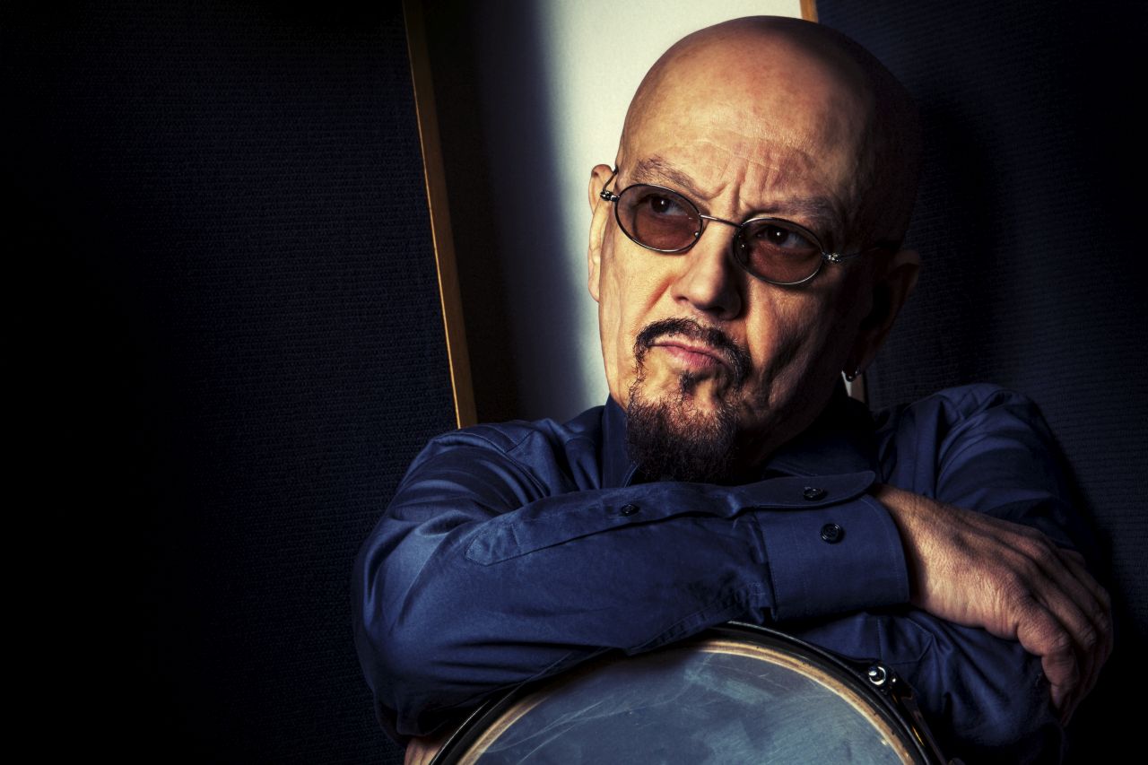 Scopri di più sull'articolo Enrico Ruggeri con la rassegna Impronte a Villa Ghirlanda Silva di Cinisello Balsamo (Milano)