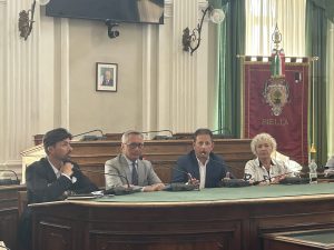 Scopri di più sull'articolo BIELLA: PRIMO INCONTRO TRA AMMINISTRAZIONE E SEAB PER GESTIONE RIFIUTI