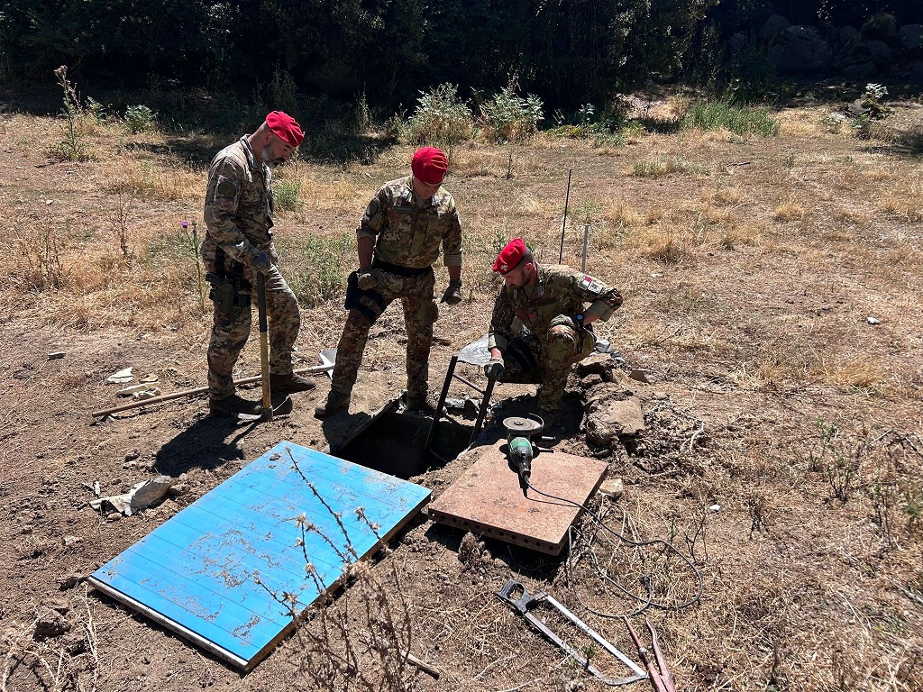 Scopri di più sull'articolo Nuoro, scoperta nelle campagne di Gavoi una piantagione sotterranea di marijuana
