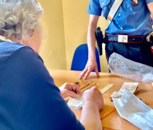 Scopri di più sull'articolo Napoli, le truffe in danno degli anziani, tre le persone arrestate