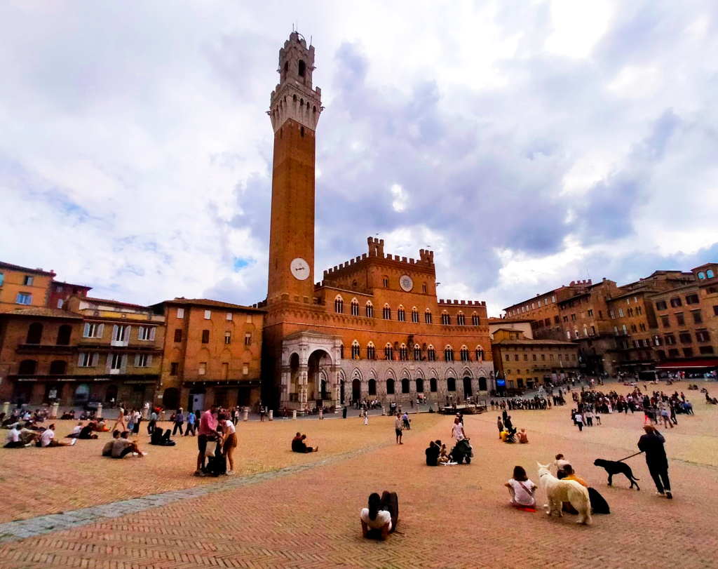 Scopri di più sull'articolo Siena, un gioiello medievale incastonato nel cuore della Toscana