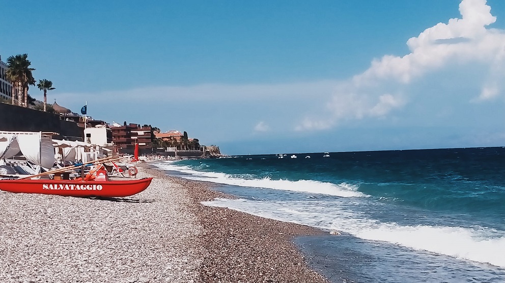 Al momento stai visualizzando Spiagge, Savarino: «Regione vigila sul rispetto delle concessioni