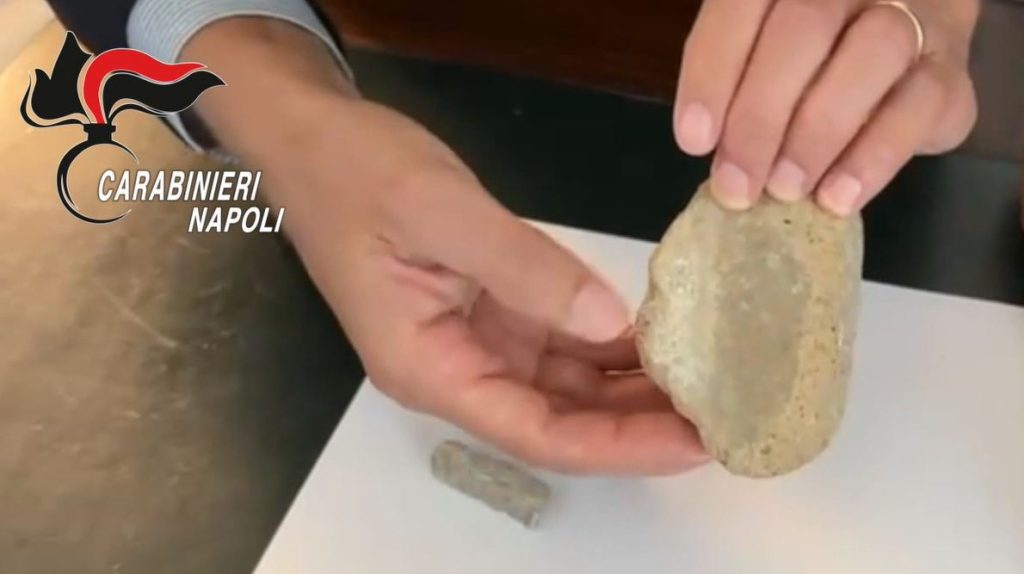 Scopri di più sull'articolo Pietre del Parco archeologico Pompei nello zaino, denunciato un turista scozzese