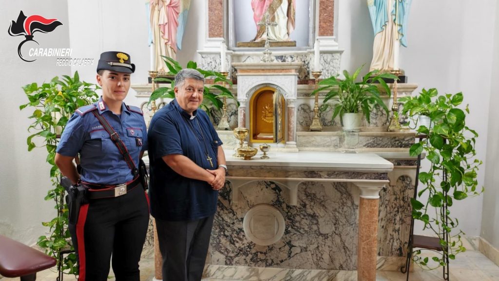 Scopri di più sull'articolo GIOIA TAURO: Colpiva le chiese della Piana i Carabinieri  stringono il cerchio sul sospettato
