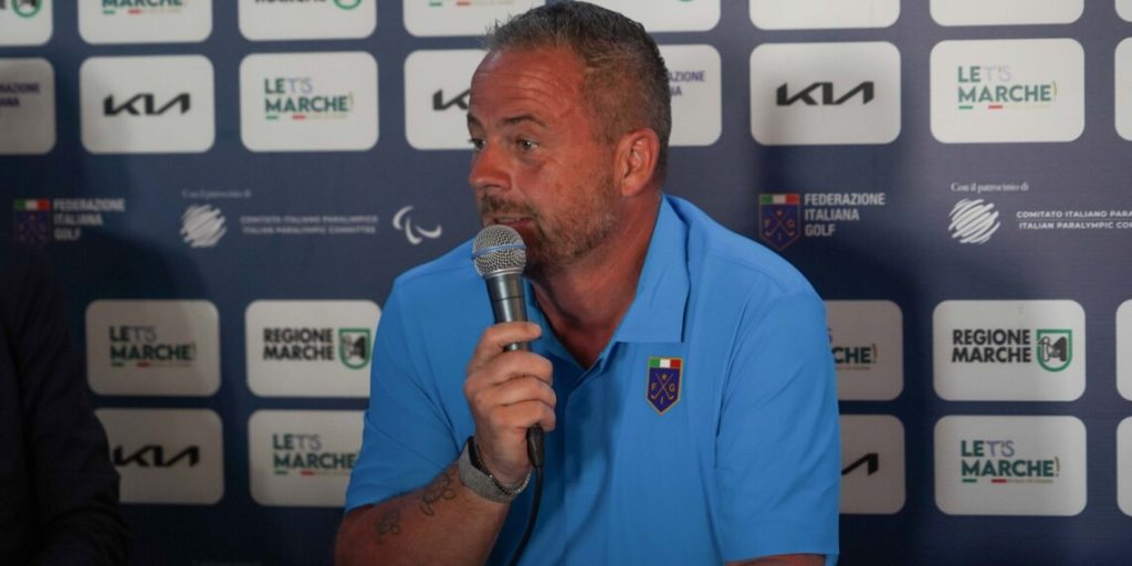 Scopri di più sull'articolo BELLAGIO: C’E’ UN BELLAGINO CHE GAREGGIA ALLA PHOENIX CAP DEL GOLF PARAOLIMPICO
