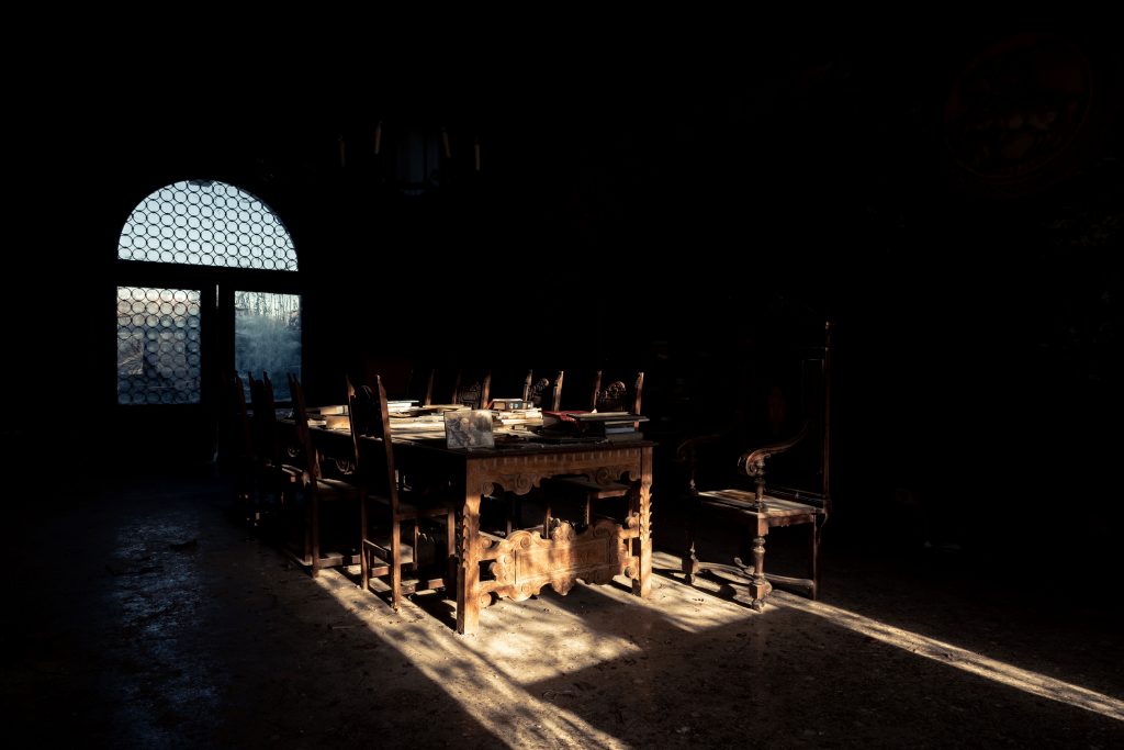 Scopri di più sull'articolo RICCIONE: POMERIGGIO IN BIBLIOTECA PER SCOPRIRE LUOGHI DIMENTICATI ATTRAVERSO IMMAGINI