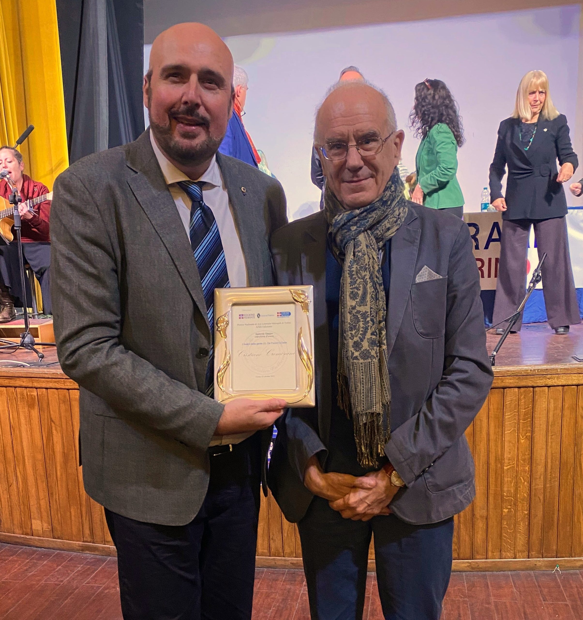 Scopri di più sull'articolo BOLOGNA: “IL TEATRO DELLA GENTE” DI CRISTIANO CREMONINI PREMIATO A TORINO