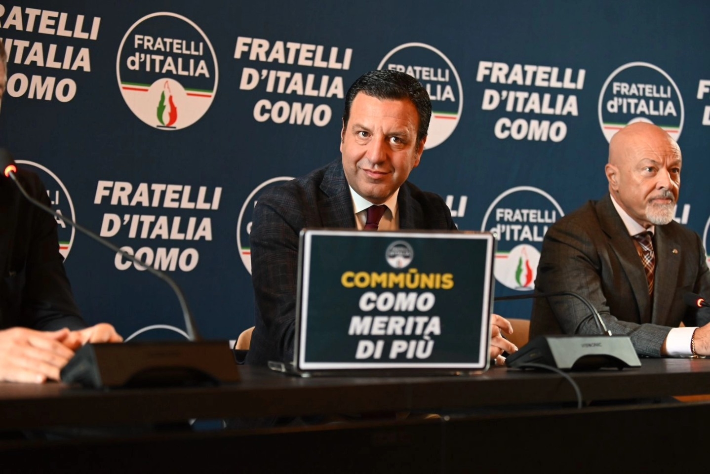 Scopri di più sull'articolo COMO: MOLINARI E NARDONE DI FRATELLI D’ITALIA NON CI STANNO ALLE AFFERMAZIONI DEL SINDACO RAPINESE