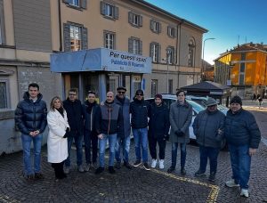 Scopri di più sull'articolo SICUREZZA ALLA STAZIONE DI LECCO: FDI E LEGA CON I TASSISTI