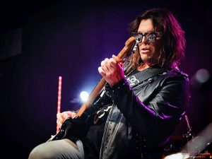 Scopri di più sull'articolo GIANLUCA GRIGNANI ospite di LUCHÈ nella serata del 76° Festival di Sanremo dedicata alle cover