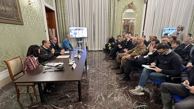 Al momento stai visualizzando Maltempo, Schifani in Prefettura a Messina: «Call con Meloni, CdM per emergenza nazionale già lunedì»