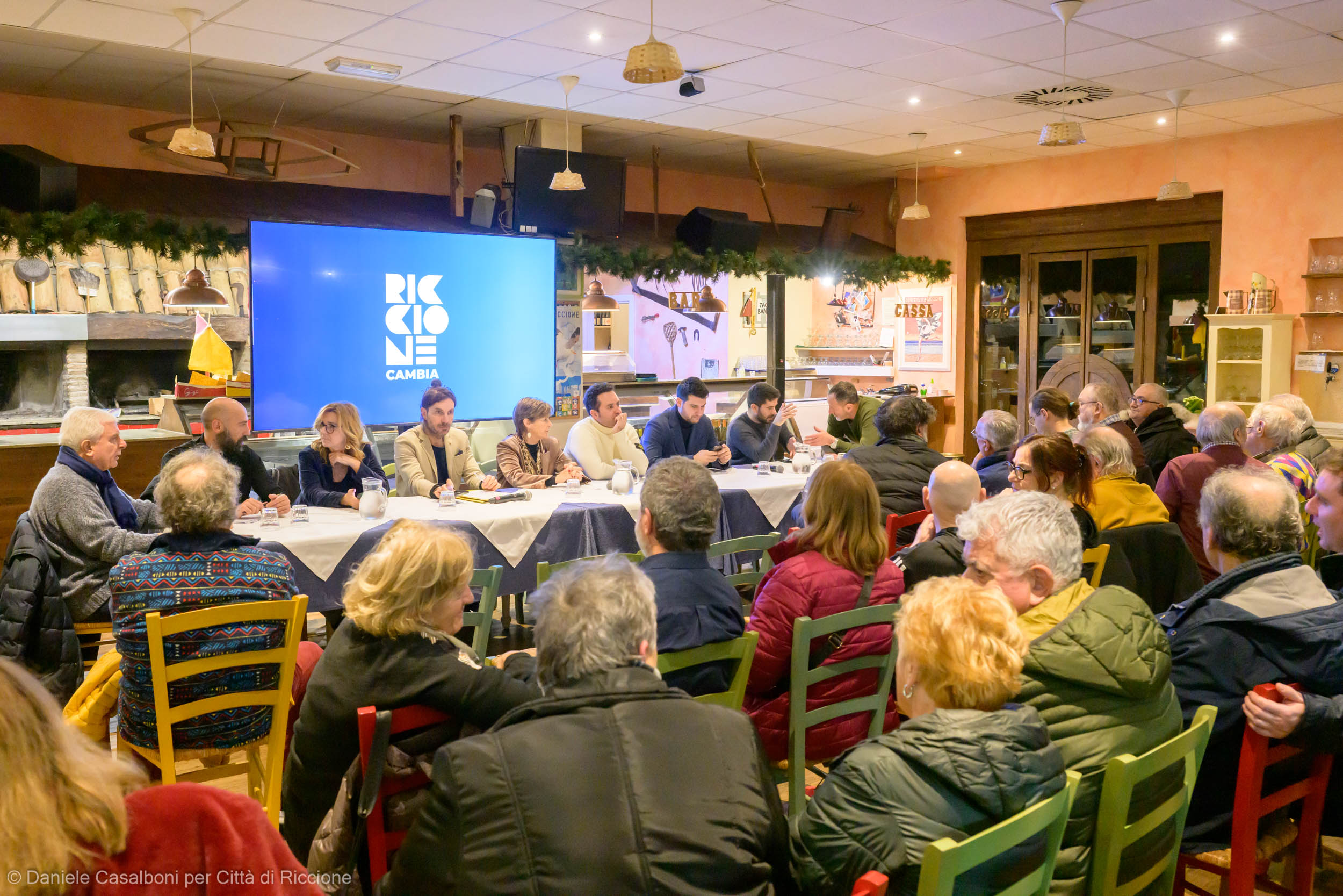Al momento stai visualizzando Terzo incontro di quartiere con i cittadini di Marano e Spontricciolo “Riccione cambia – costruiamo insieme”