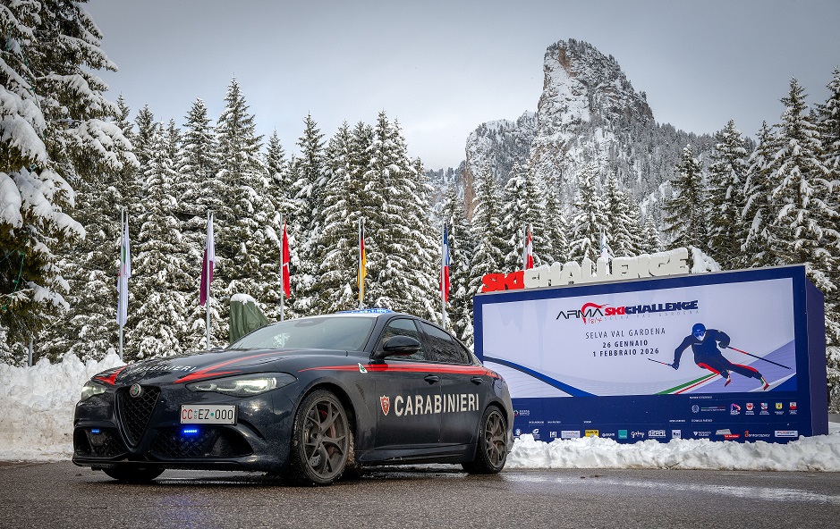 Scopri di più sull'articolo Alfa Romeo celebra 75 anni di vicinanza all’Arma dei Carabinieri