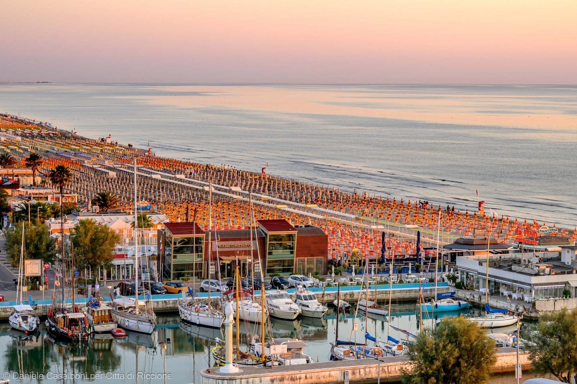 Al momento stai visualizzando Riccione Summer 2026: spazi all’aperto e procedure semplificate per qualificare l’offerta turistica