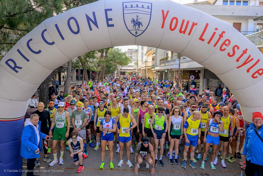 Scopri di più sull'articolo StraRiccione: domenica 29 marzo la 46esima edizione della storica corsa su circuito cittadino