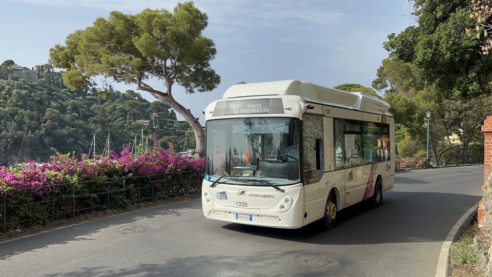 Scopri di più sull'articolo Genova: donna multata su un bus AMT, il Comune chiede chiarimenti all’azienda di trasporti