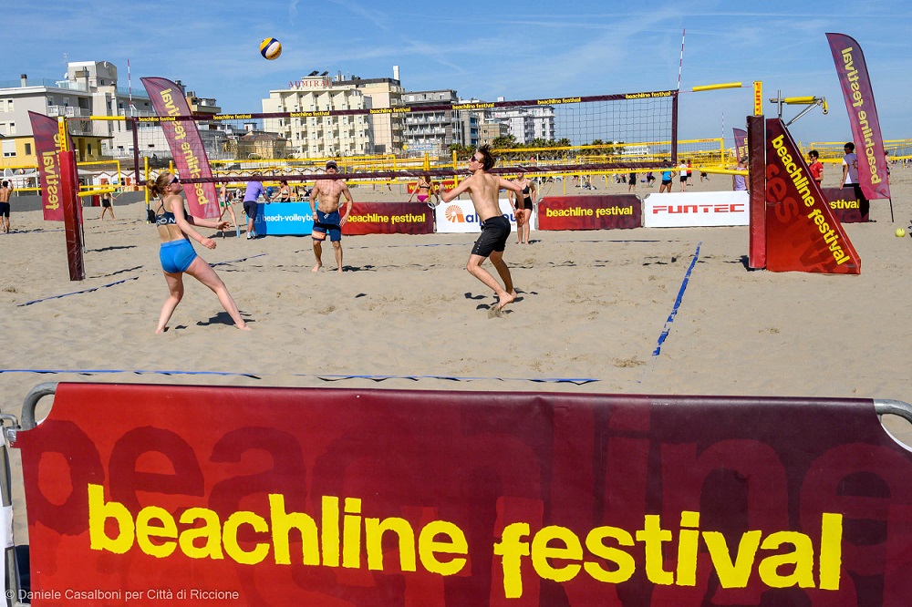 Scopri di più sull'articolo Beachline Festival: in 1.500 sulla spiaggia di Riccione