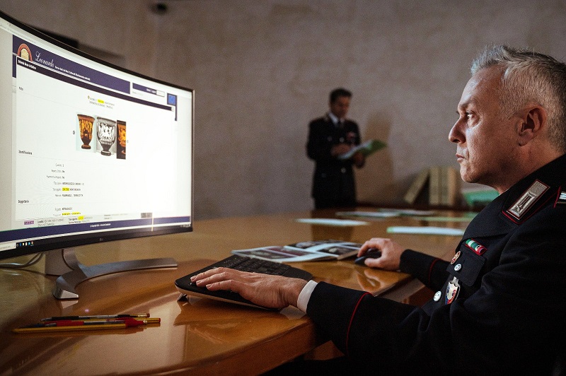 Scopri di più sull'articolo I Carabinieri Tutela Patrimonio Culturale restituiscono al Comune di Feltre (BL) un dipinto asportato nel 1972