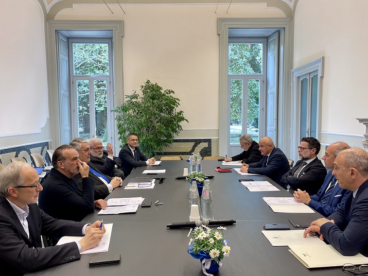 Al momento stai visualizzando Crisi internazionale e cantieri PNRR: l’allarme del Presidente UPL Luca Santambrogio