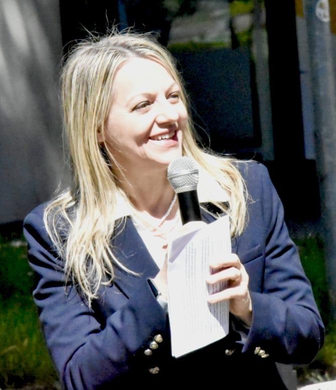 Al momento stai visualizzando DDL MARE, CAVANDOLI (LEGA): “SVILUPPIAMO FILIERE MARE E DIFENDIAMO COSTE DA TRAFFICI ILLECITI E IMMIGRAZIONE CLANDESTINA”