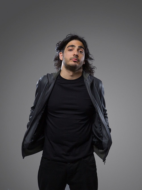 Al momento stai visualizzando MANTOVA SUMMER FESTIVAL: MAX ANGIONI con il suo spettacolo “ANCHE MENO – ROUND FINALE”