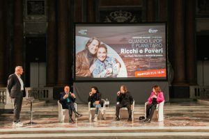 Scopri di più sull'articolo AI RICCHI E POVERI IL 1° PREMIO PALAZZO DUCALE