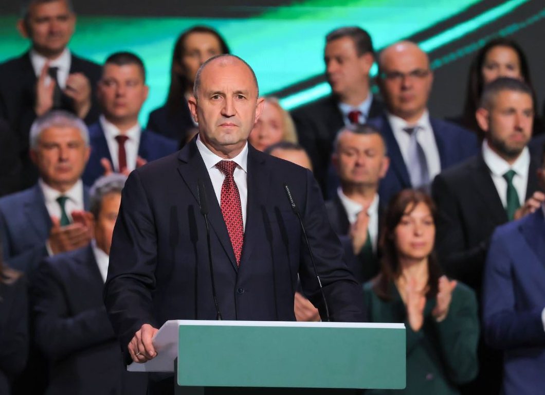 Scopri di più sull'articolo Bulgaria, il Terremoto Radev: “Maggioranza Assoluta per Cambiare la Storia”