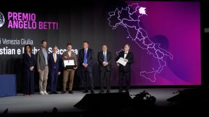 Scopri di più sull'articolo Verona: Il Premio Angelo Betti al Vinitaly è stato assegnato alla Cantina Specogna di Corno di Rosazzo