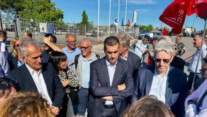Scopri di più sull'articolo Crisi Electrolux, de Pascale e Paglia al presidio di Forlì: “La multinazionale ritiri i licenziamenti”