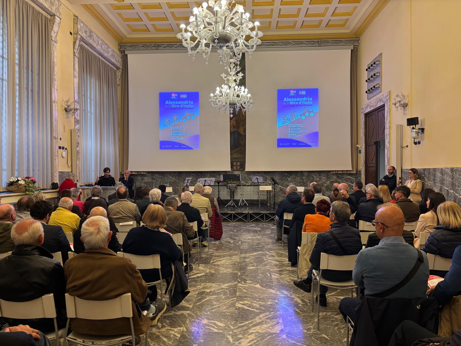Al momento stai visualizzando “Alessandria e il Giro d’Italia: una lunga storia d’amore”: successo di pubblico a Palazzo Monferrato
