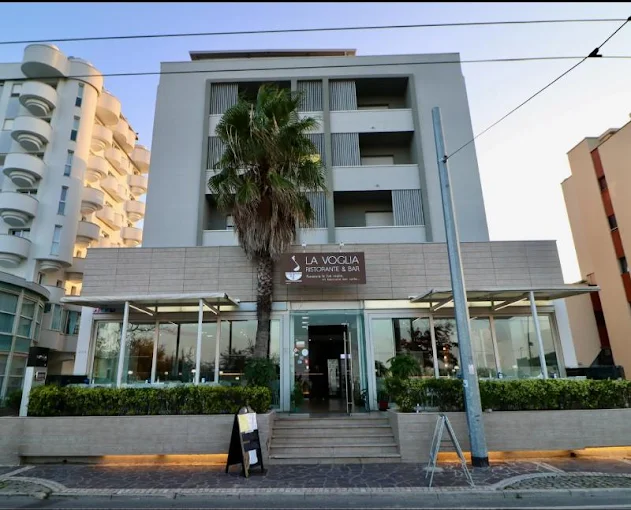Scopri di più sull'articolo Riccione, colpo notturno al ristorante “La Voglia”: rubati merce e attrezzi per migliaia di euro