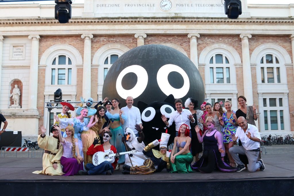 Scopri di più sull'articolo Successo a Pesaro per il debutto della 1/2 Notte Bianca dei Bambini