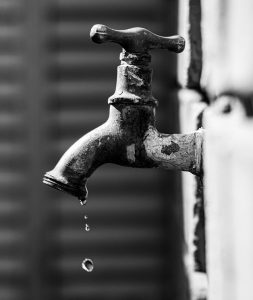 Scopri di più sull'articolo Emergenza idrica a Sondrio: invito ai cittadini per un uso responsabile dell’acqua