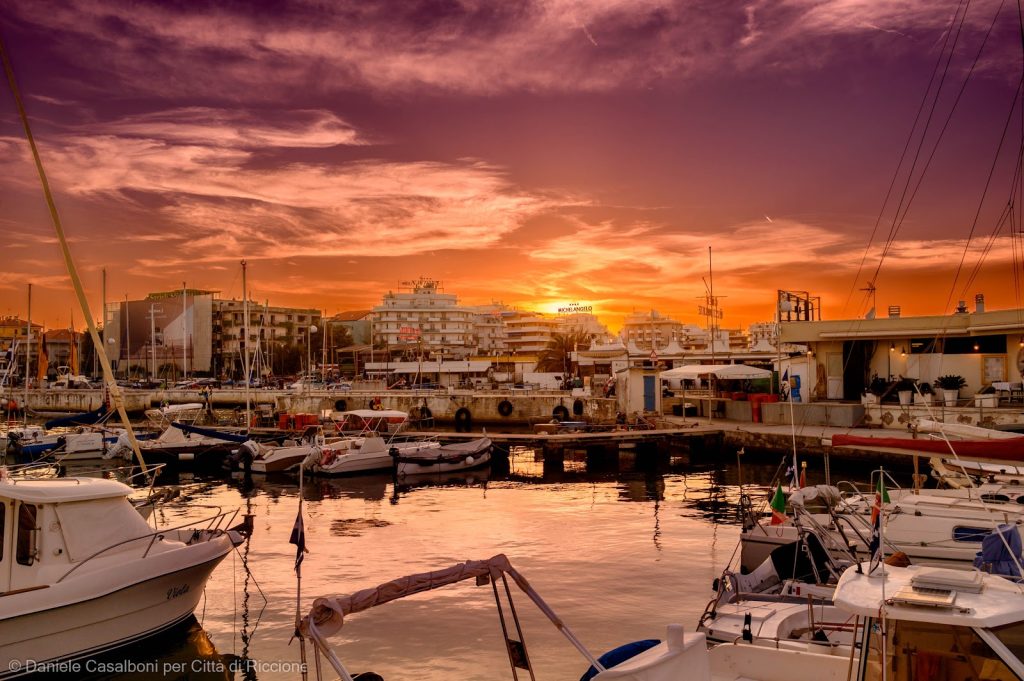 Scopri di più sull'articolo Il porto di Riccione si racconta: conferenze e laboratori gratuiti in Piazzetta Dante Tosi