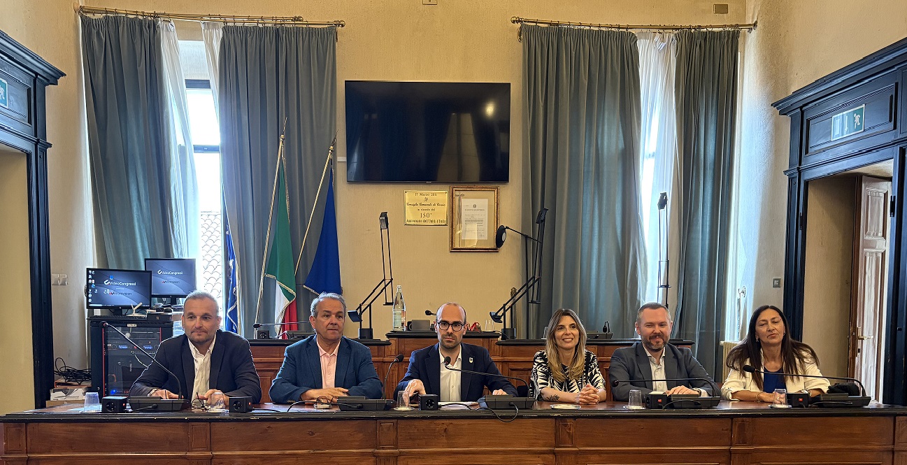 Al momento stai visualizzando Cervia: Il Sindaco Mirko Boschetti presenta la nuova Giunta comunale
