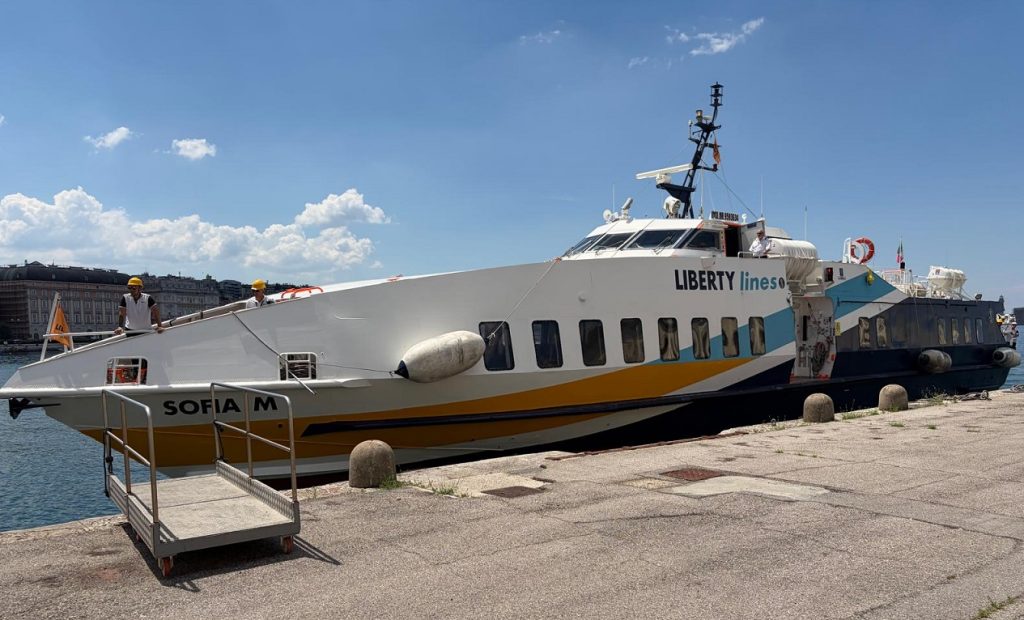 Scopri di più sull'articolo Alto Adriatico senza confini: ripartono i collegamenti marittimi tra Trieste, Slovenia e Croazia