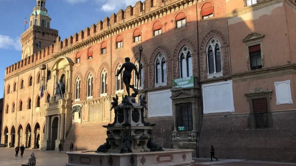 Scopri di più sull'articolo BOLOGNA: AIUTI A PRIVATI E AZIENDE IN DIFFICOLTA’ IL COMUNE DI MOBILITA