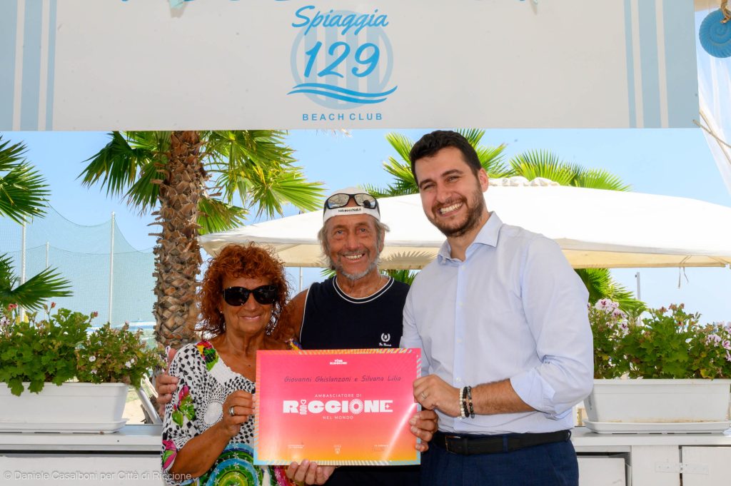 Scopri di più sull'articolo Cinquant’anni di amore per Riccione: Silvana e Giovanni Ghislanzoni nominati “Ambasciatori nel mondo”