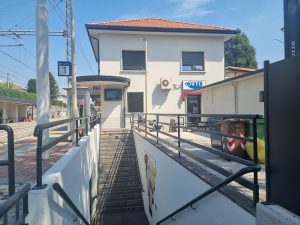 Scopri di più sull'articolo FERROVIENORD: completata la riqualificazione della stazione di Lomazzo