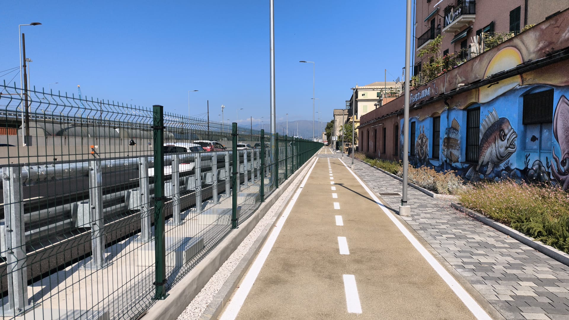 Al momento stai visualizzando Lungomare Canepa, completati i lavori: consegnati parco lineare e ciclabile