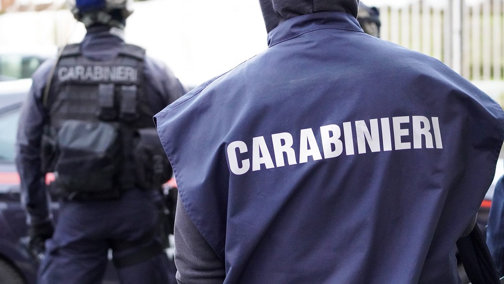 Scopri di più sull'articolo Terrorismo sui social: scattano le perquisizioni dei Carabinieri a Roma e Milano