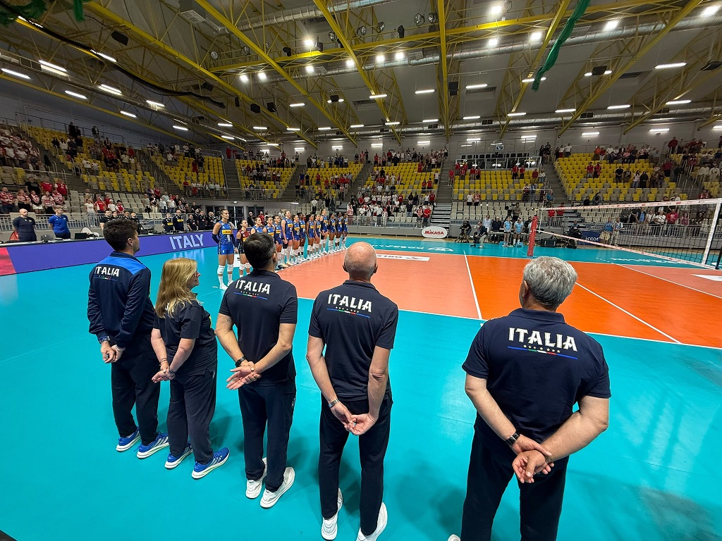 Al momento stai visualizzando Volley, la Nazionale Seniores Femminile parte forte: netta vittoria per 3-0 contro la Francia a Koszalin