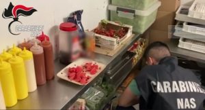 Scopri di più sull'articolo Salute pubblica: maxi-controlli in tutta Italia su acque trattate in bar e ristoranti
