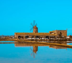 Scopri di più sull'articolo Saline di Sicilia verso il riconoscimento Unesco: la Regione aderisce e sostiene ufficialmente la candidatura