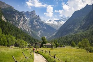 Scopri di più sull'articolo Doppio intervento del Soccorso Alpino in Val di Mello: infortunate due donne