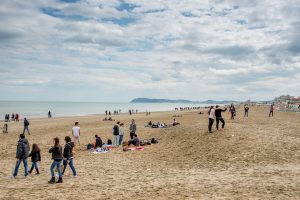Scopri di più sull'articolo Riccione Mare d’Inverno: la spiaggia si trasforma in una risorsa turistica per la stagione fredda