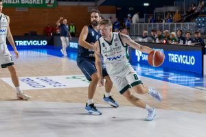 Scopri di più sull'articolo TREVIGLIO: IL BASKET DI CASA BATTE INFODRIVE ALLA QUARTA GIORNATA